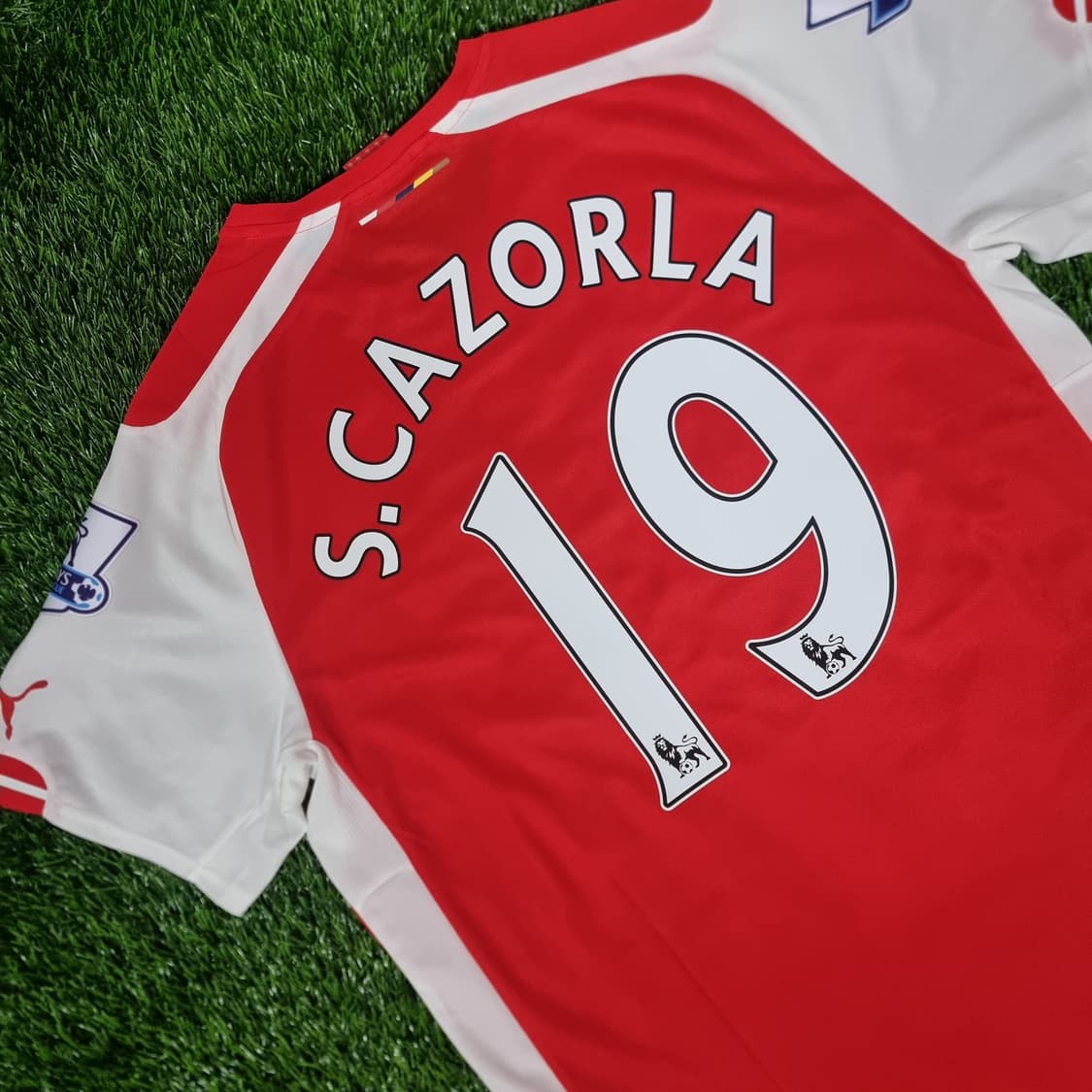 14-15시즌 아스날 홈 유니폼 #19 카솔라 상품이미지3