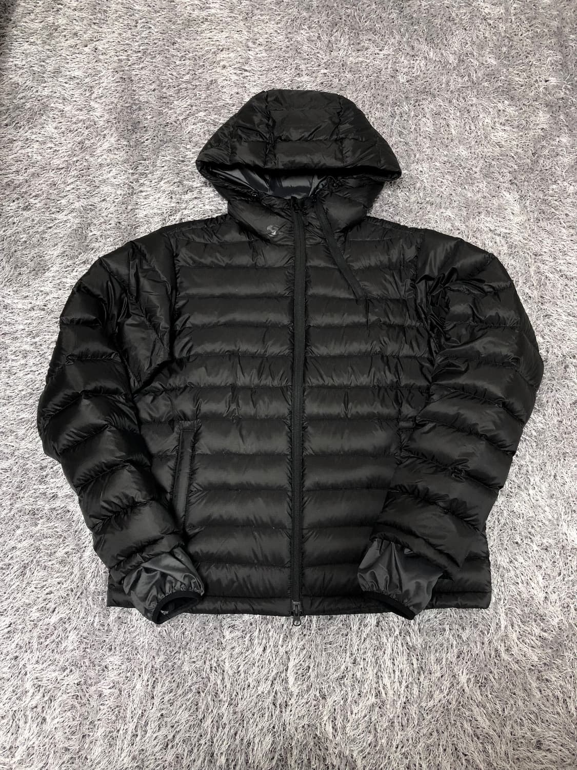 산산기어 패딩 25fw 블랙 상품이미지2