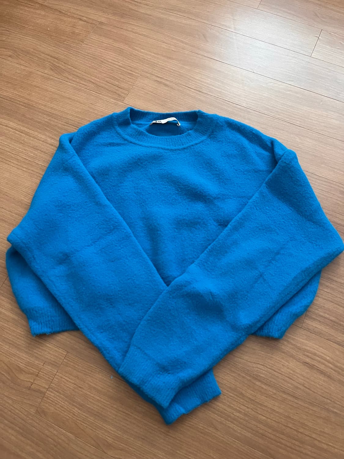 자라 크롭 니트  상품이미지3