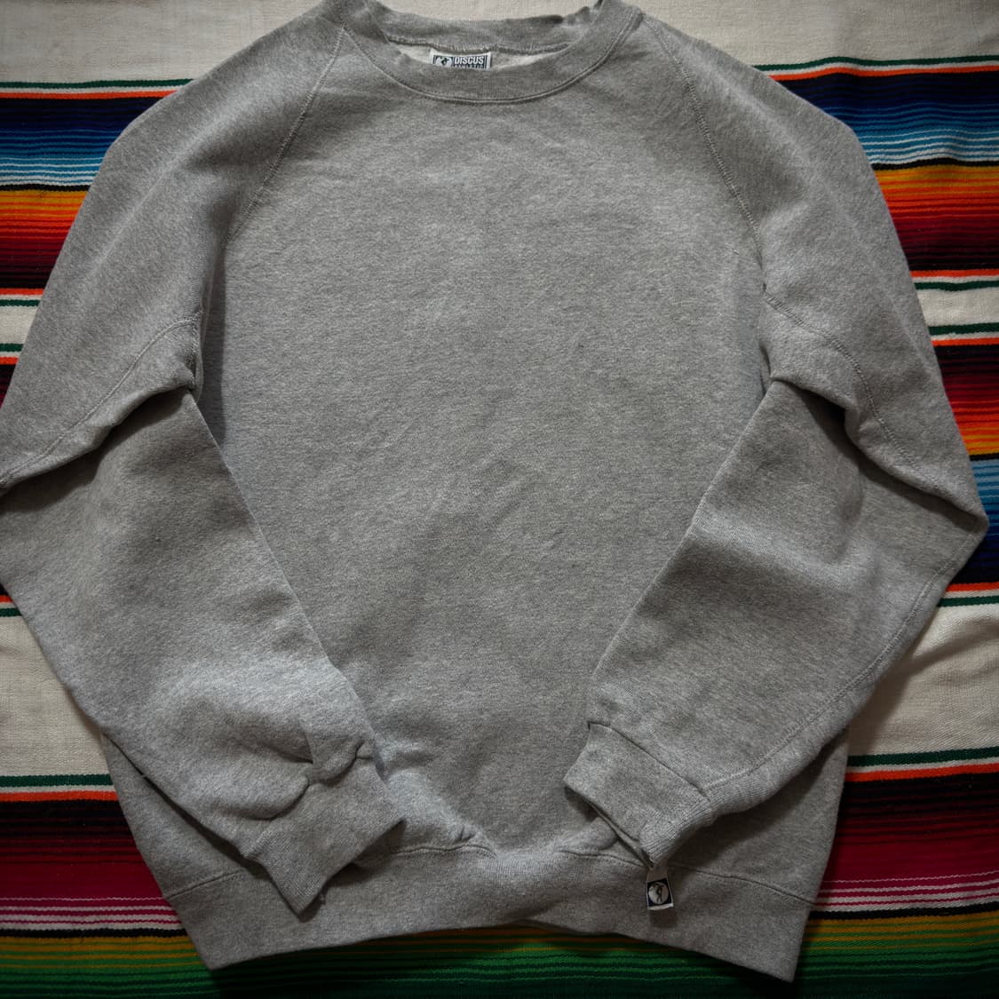 90s USA DISCUS ATHLETIC grey sweatshirt 상품이미지3