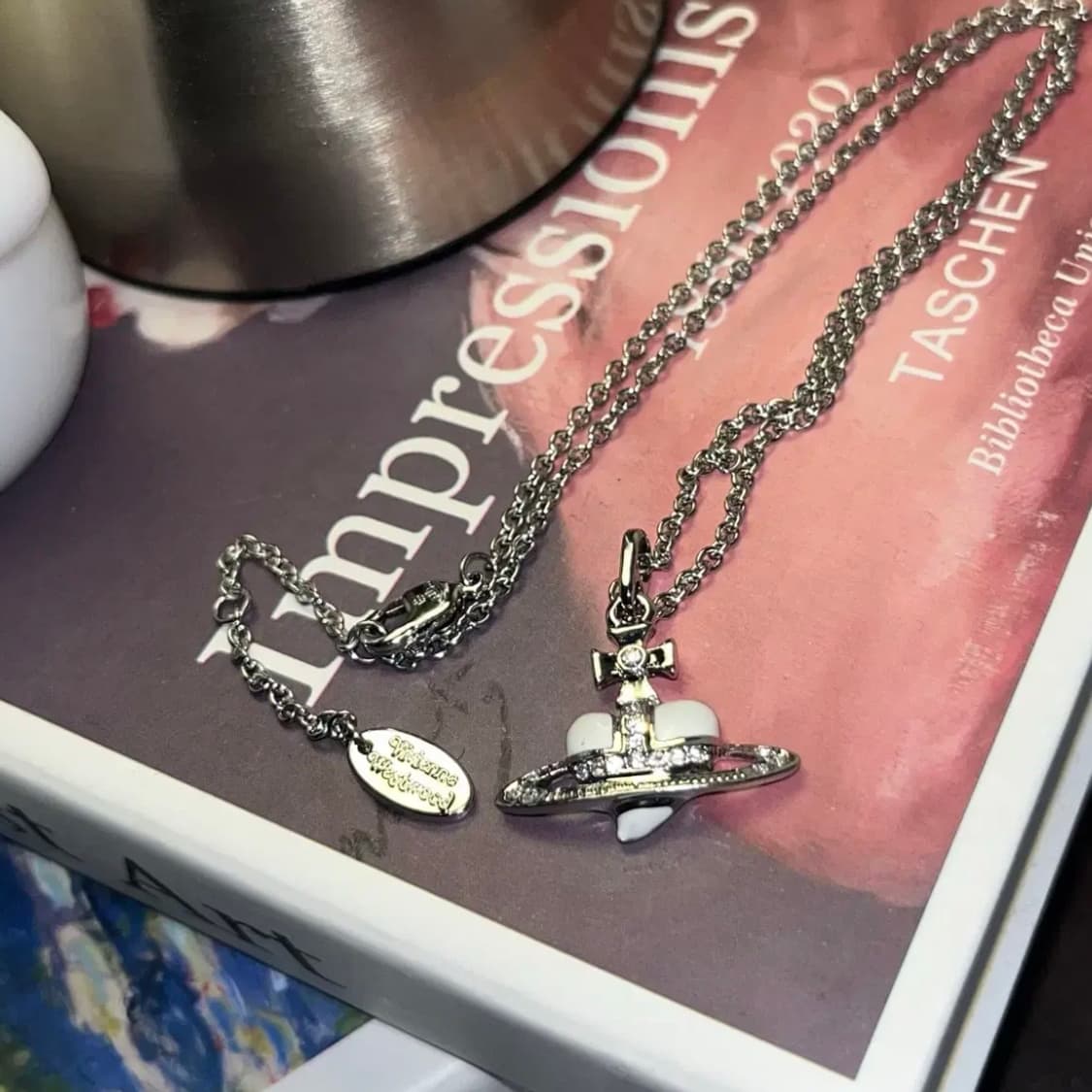 비비안웨스트우드 화이트 디아망떼 목걸이 풀박스 상품이미지4