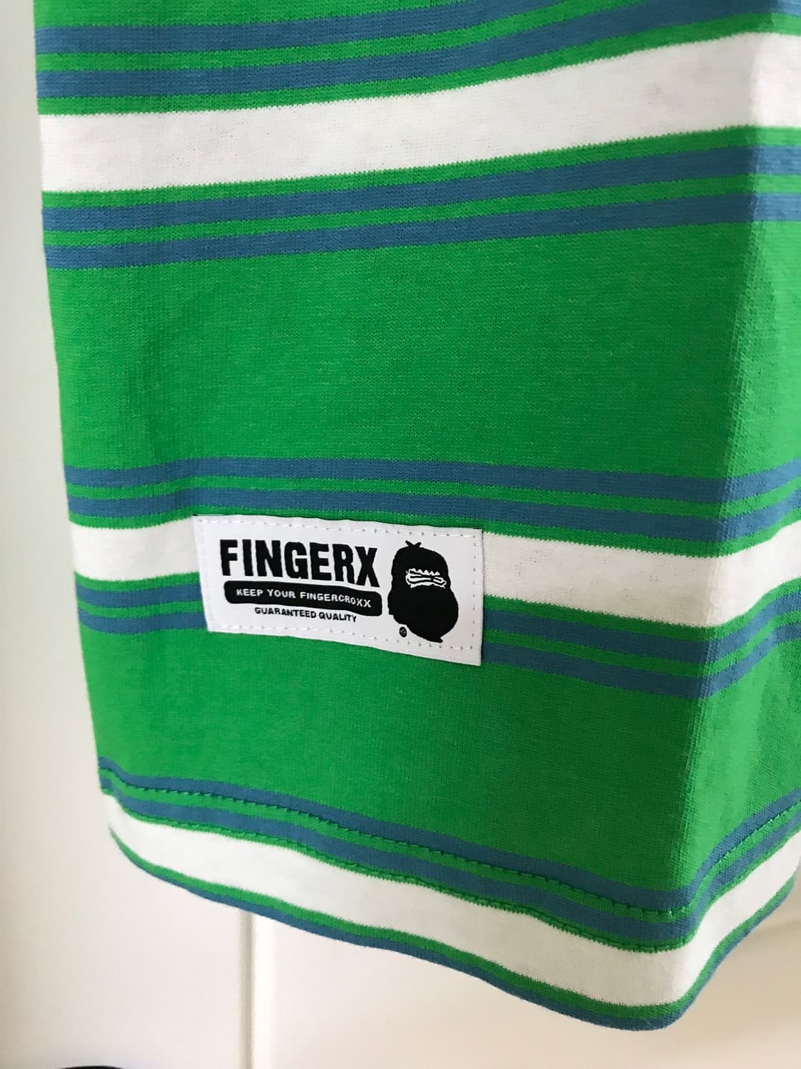 FINGERCROXX 포켓 스트라이프 오버사이즈 반팔 상품이미지3
