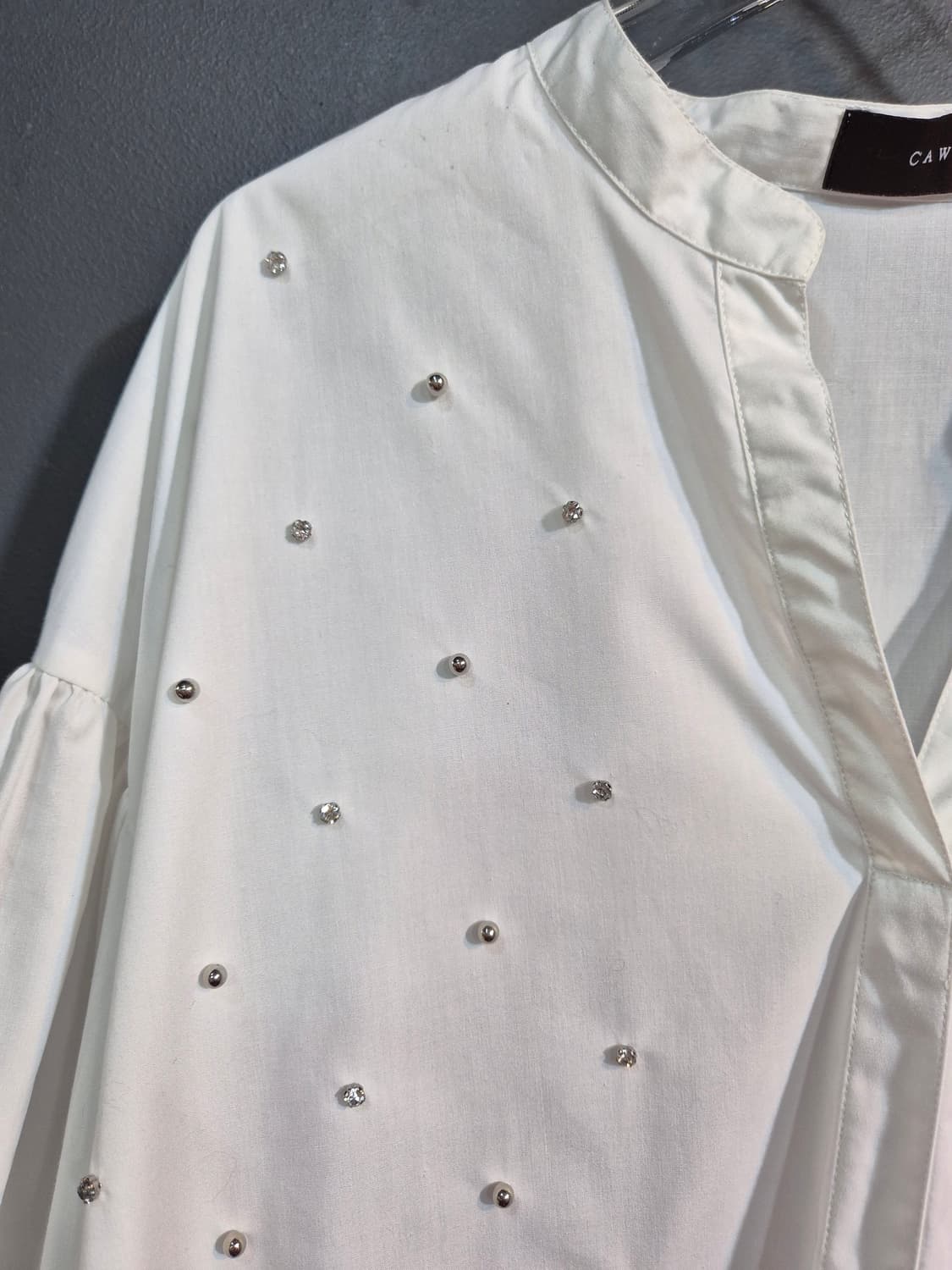 일제 화이트 큐빅 구슬  블라우스 M 상품이미지7