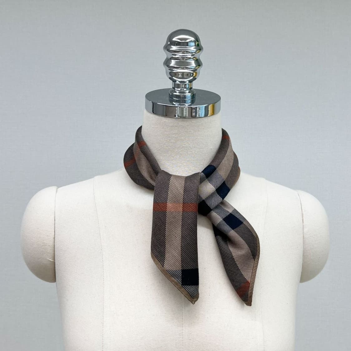 burberry/ 버버리 쁘띠스카프 손수건 상품이미지7