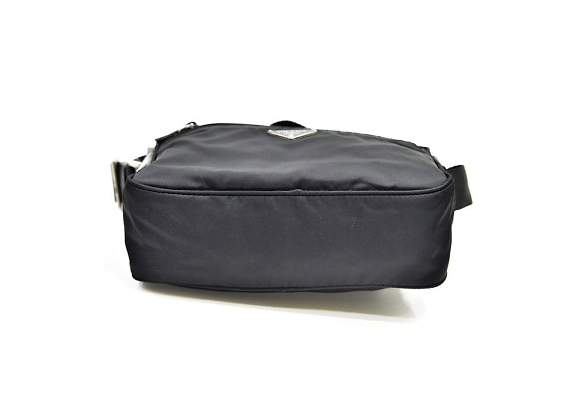 프라다 리나일론 크로스백(정품) 상품이미지6