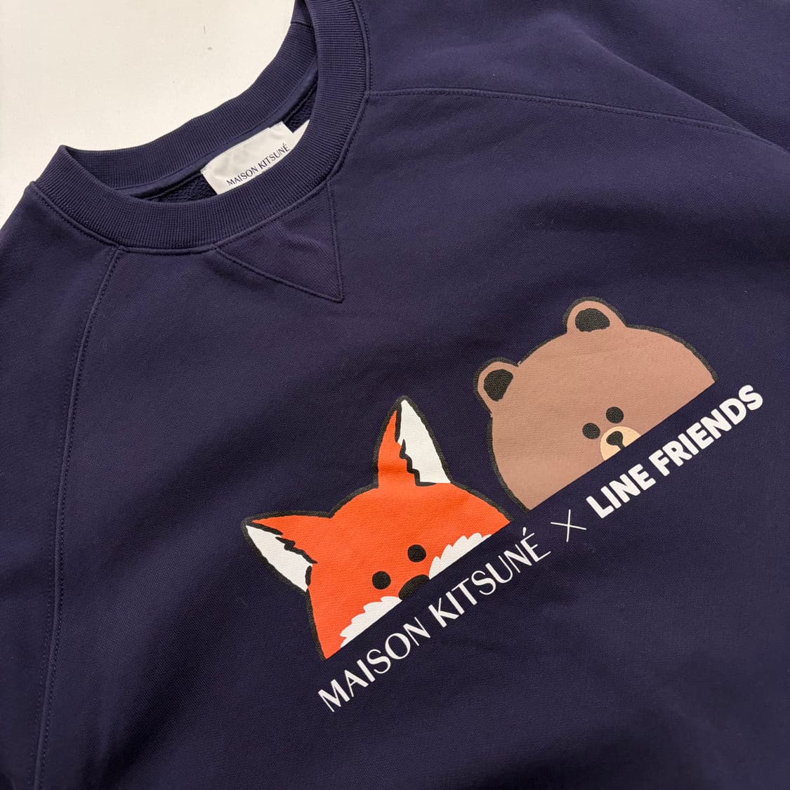 [L] 메종키츠네 라인프렌즈 맨투맨 네이비 B786 상품이미지3