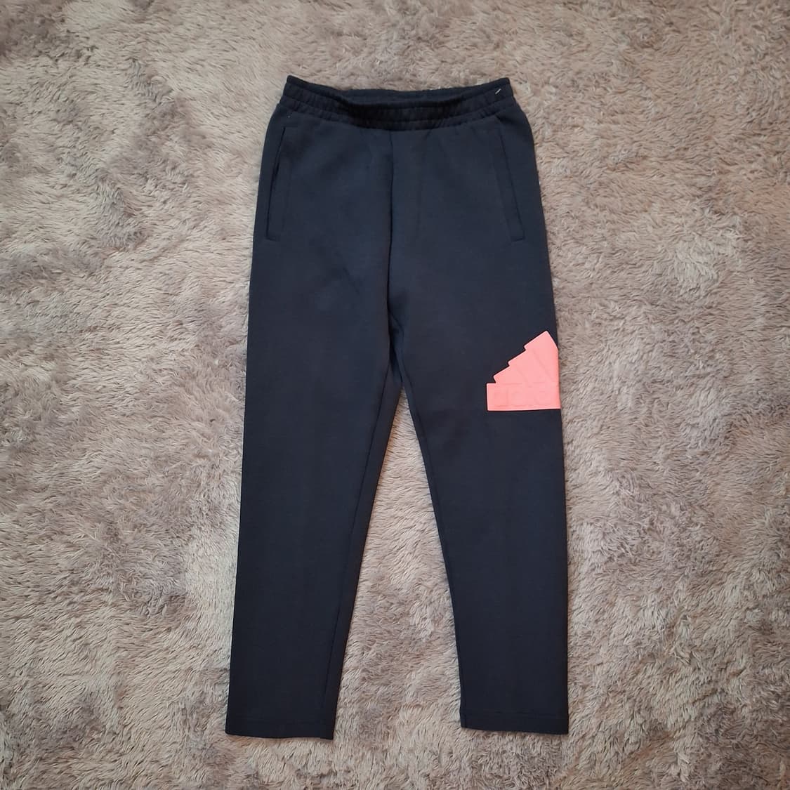 새상품(28-30) 아디다스 퓨쳐 아이콘 BOS 트레이닝 팬츠 상품이미지3