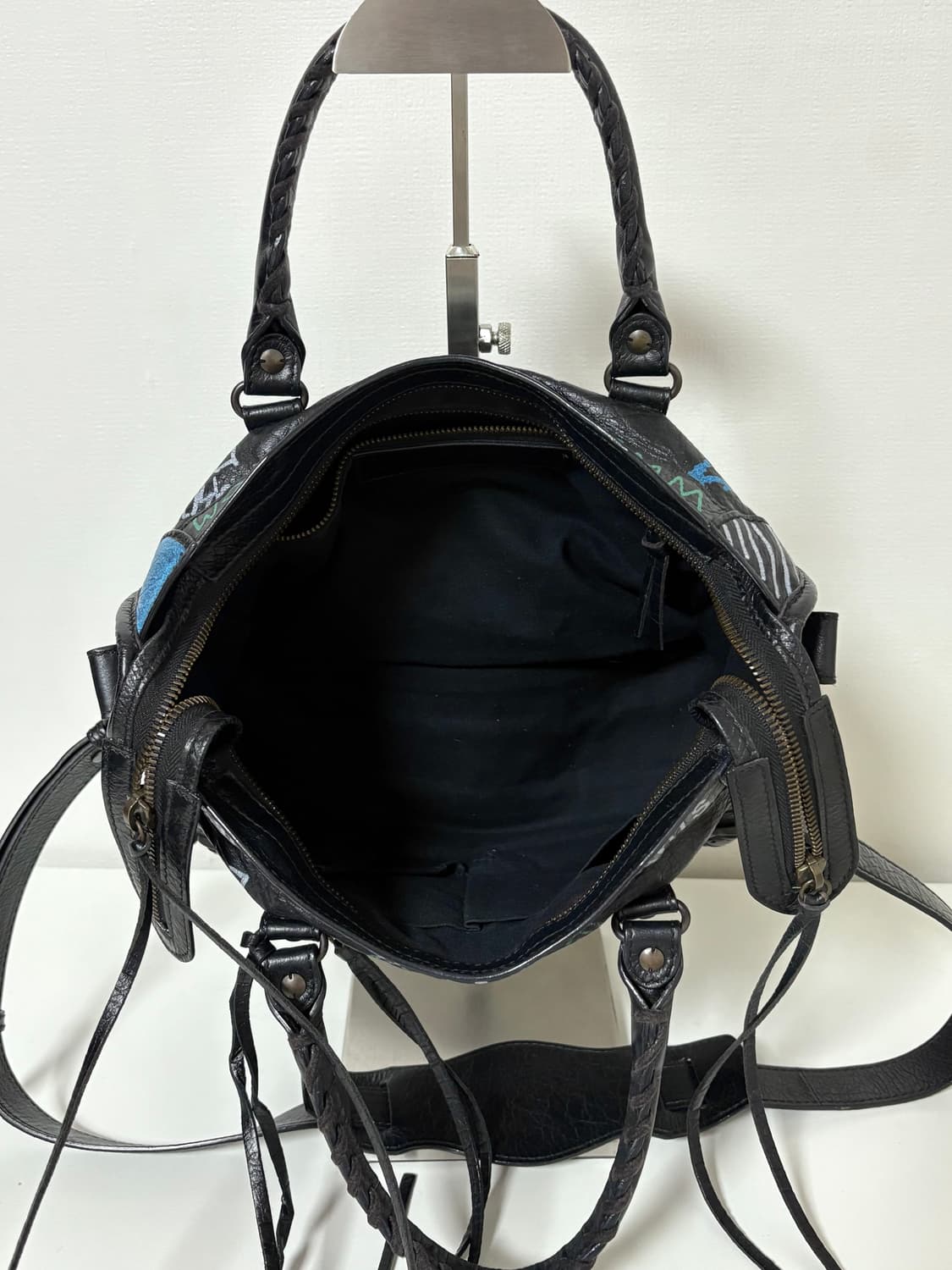 발렌시아가 그래피티 모터백 스몰 상품이미지7