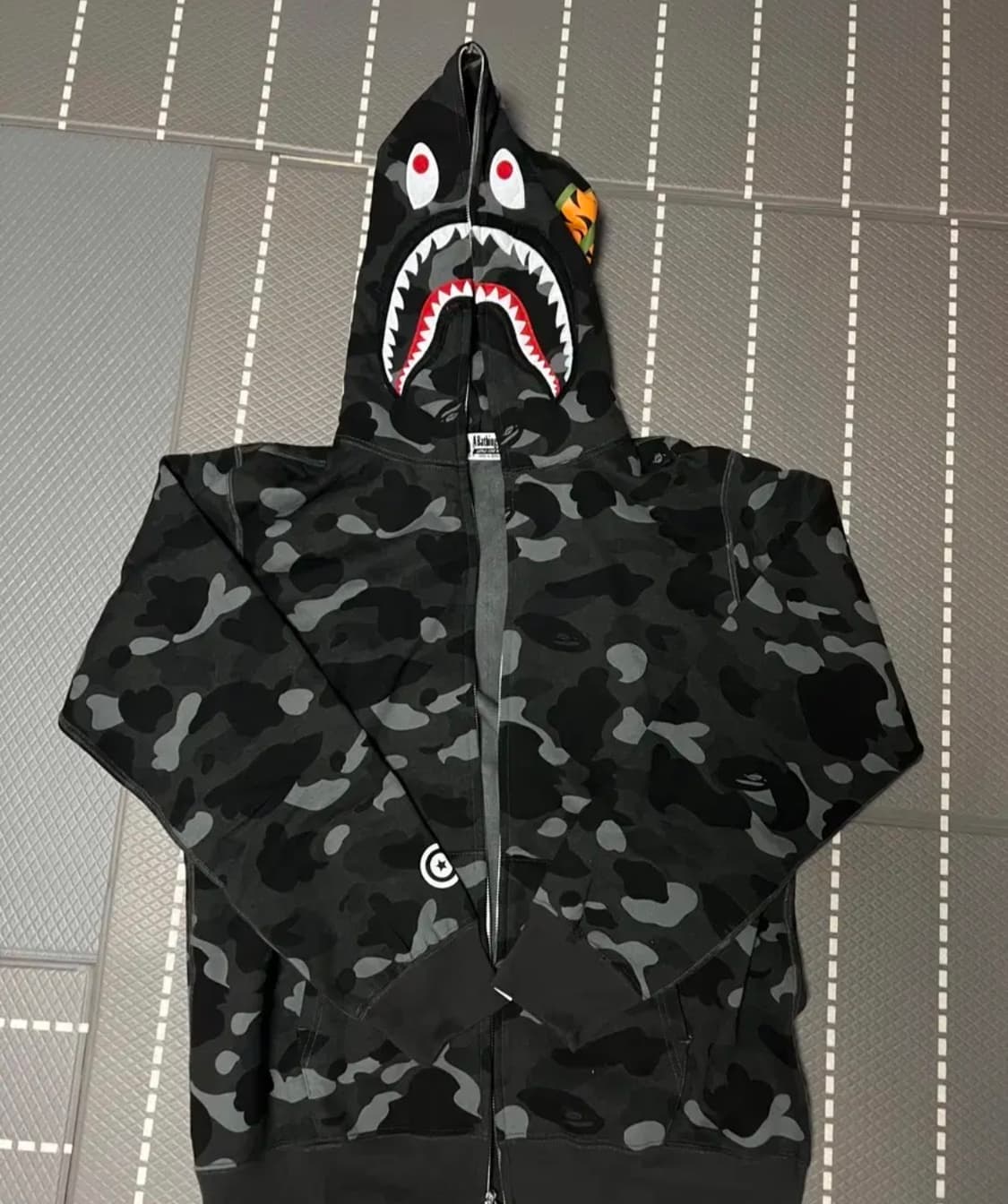 베이프 샤크후드 흑계 XL 새상품 상품이미지1