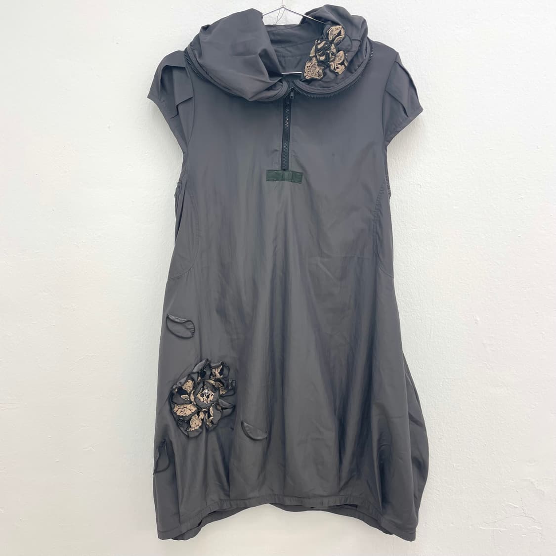 Sleeveless flower balloon dress 상품이미지1