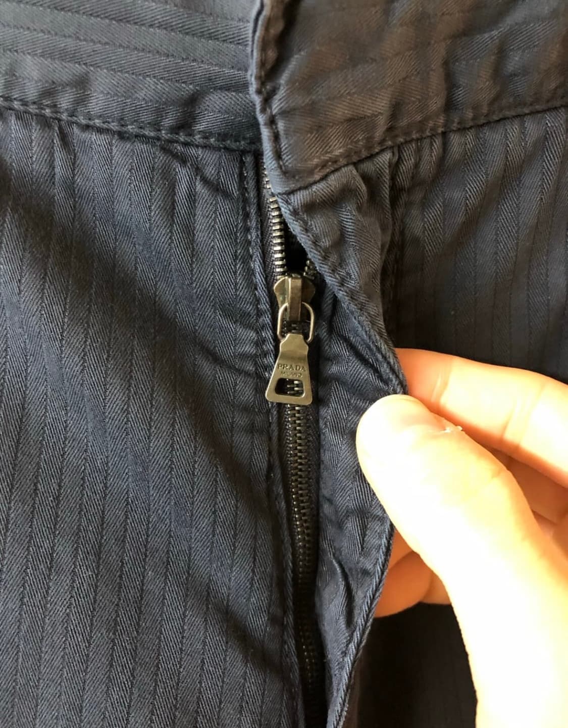 프라다 스포츠 팬츠 상품이미지3