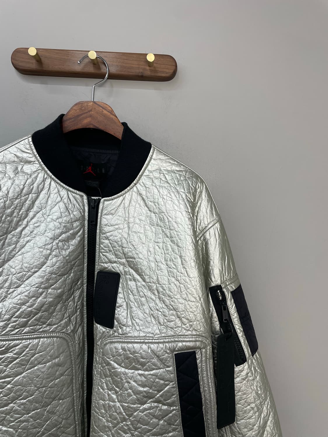 나이키 조던 23 엔지니어드 MA-1 메탈릭 실버 항공자켓 H972 상품이미지3