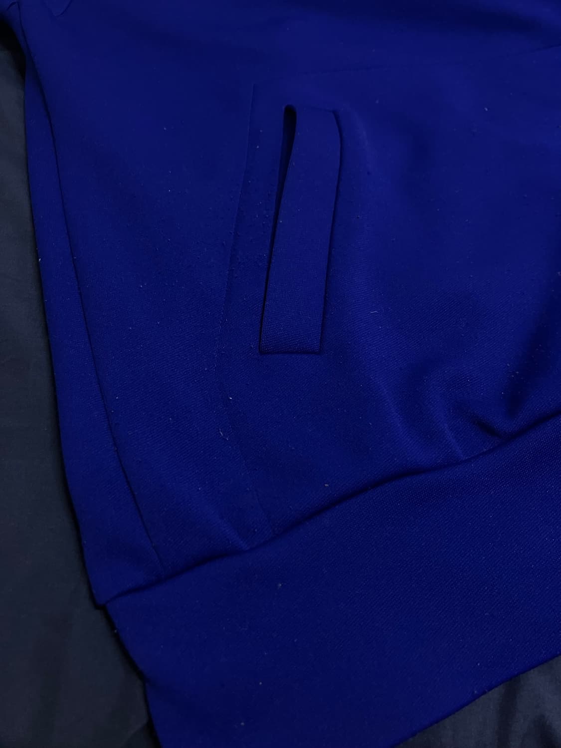 L 꼼데가르송 레드 와펜 블루 후드 상품이미지7