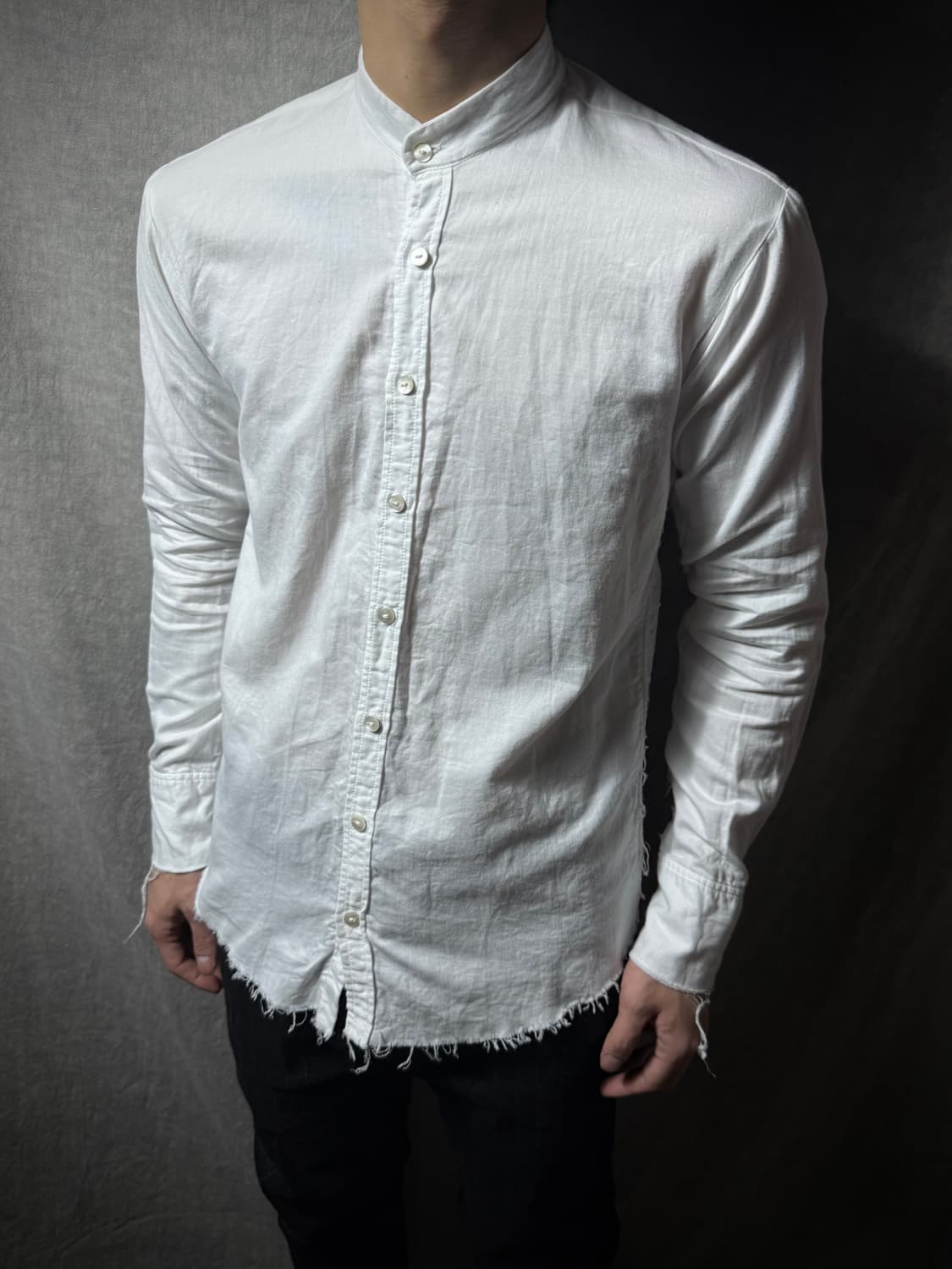 Elena Dawson Raw Edge Band Collar Shirt  상품이미지3