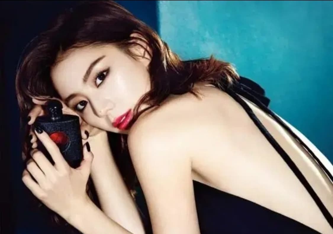 입생로랑 블랙오피움 뉘 블랑쉬 EDP 90ml(단종) 상품이미지2