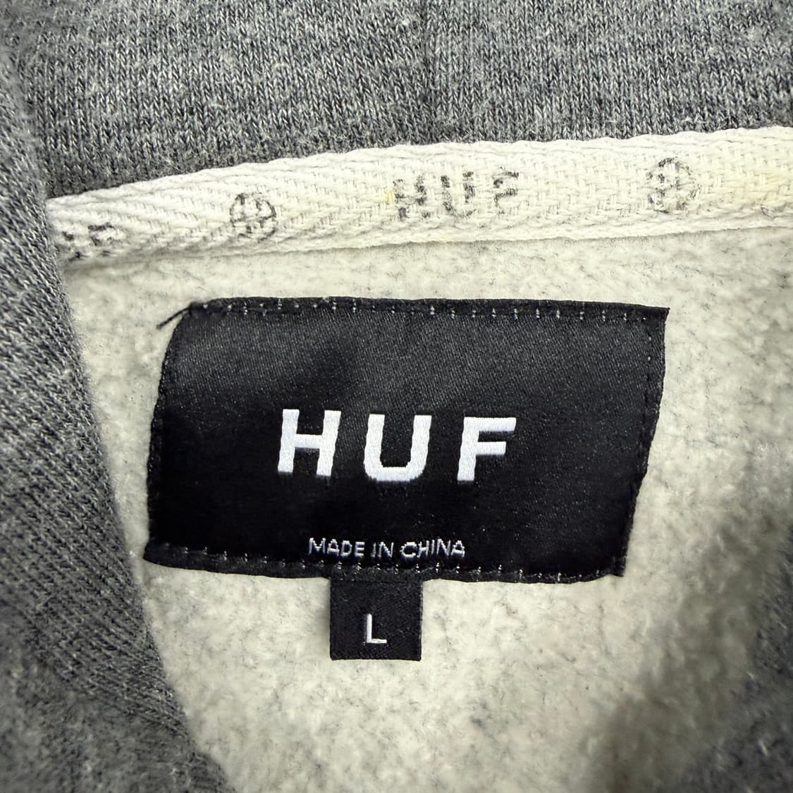 (L)허프 HUF x 피넛츠 빅로고 후드티셔츠(차콜) 상품이미지2