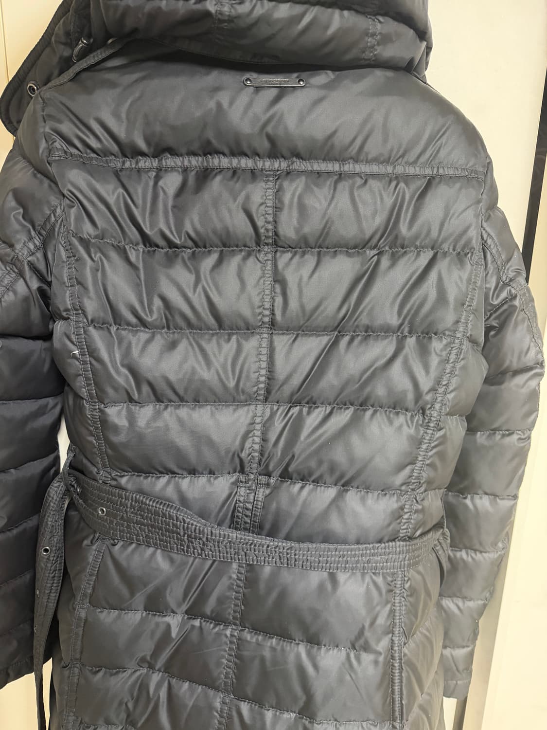 버버리 여성 롱패딩 xs 정품 상품이미지4