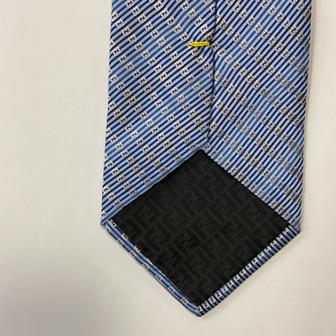 펜디(FENDI) 모노그램 신형라벨 명품 정품 넥타이 상품이미지6