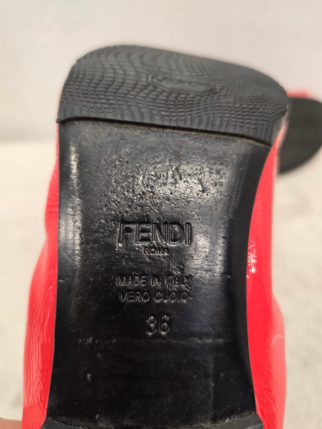 펜디 Fendi 레드 에나멜 플랫슈즈 36(230) 상품이미지8