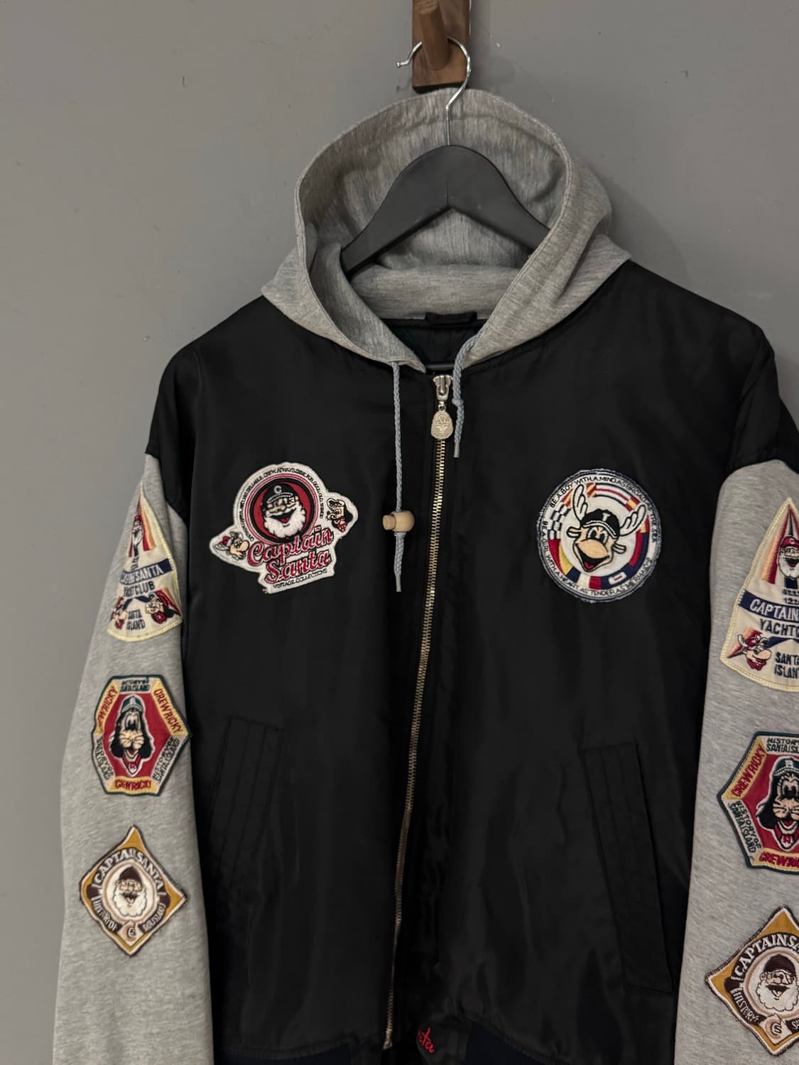 캡틴산타 패치 스타디움 후드 점퍼 상품이미지3