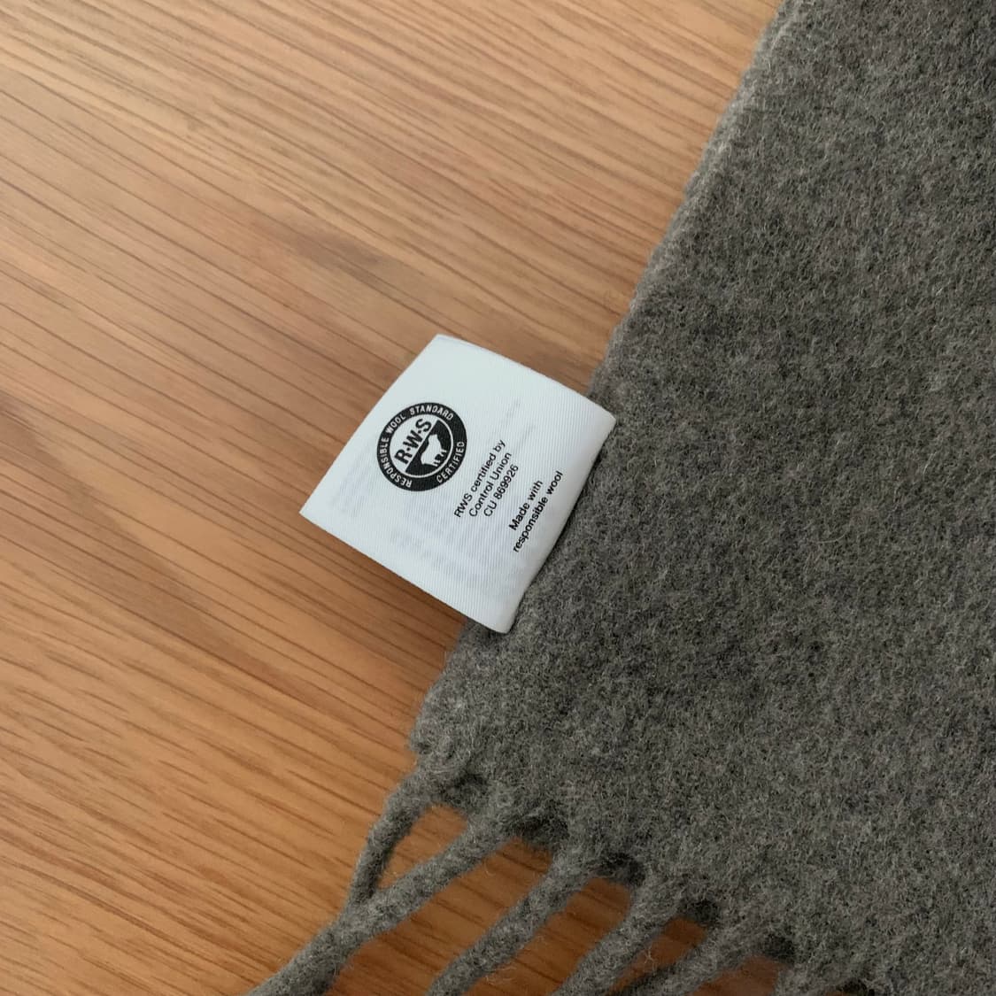 아크네 스튜디오 머플러 스키니 올리브멜란지(CA0218 CYQ) 상품이미지3