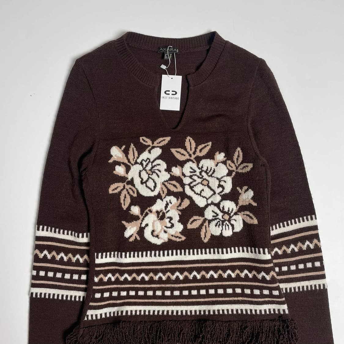 Axara 꽃 프린지 디테일 니트 (france)   상품이미지2