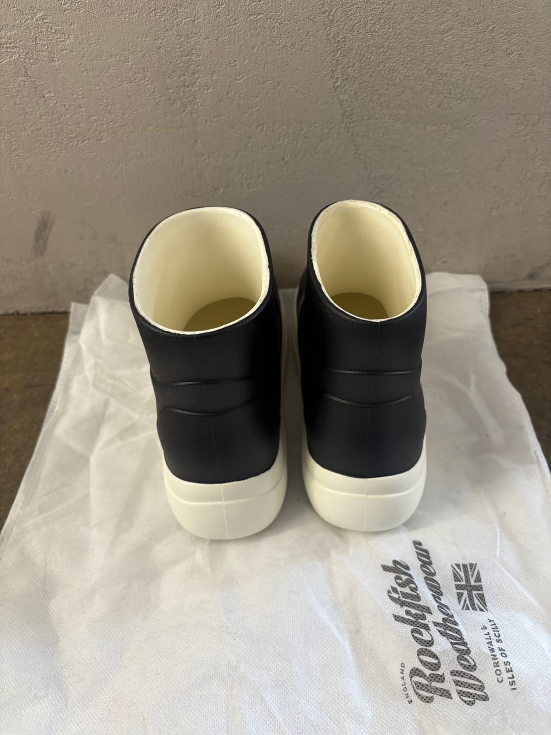 락피쉬 레더웨어 x 나우티카 블랙 숏 레인부츠 235 상품이미지4