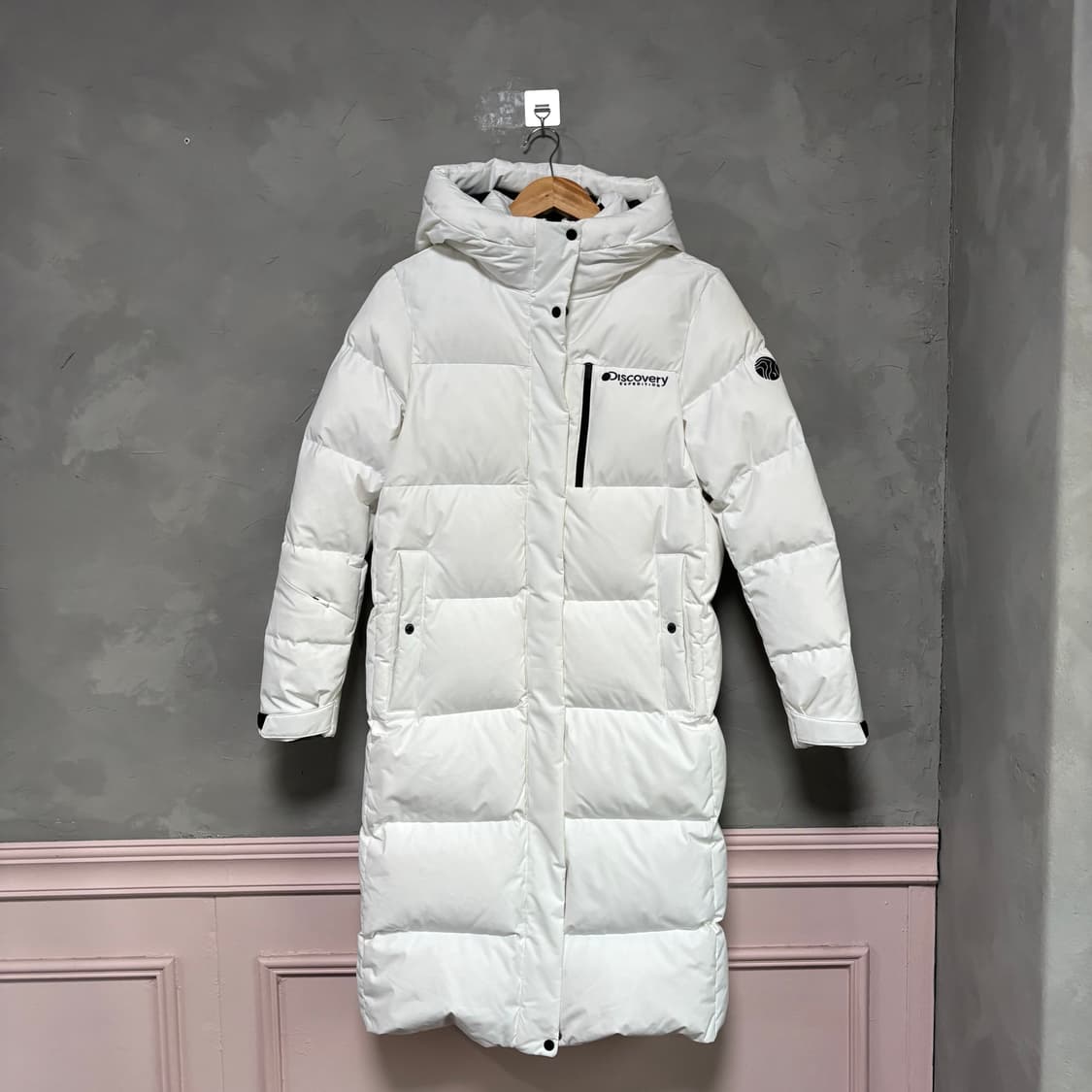 디스커버리 구스다운 롱패딩 화이트 상품이미지1