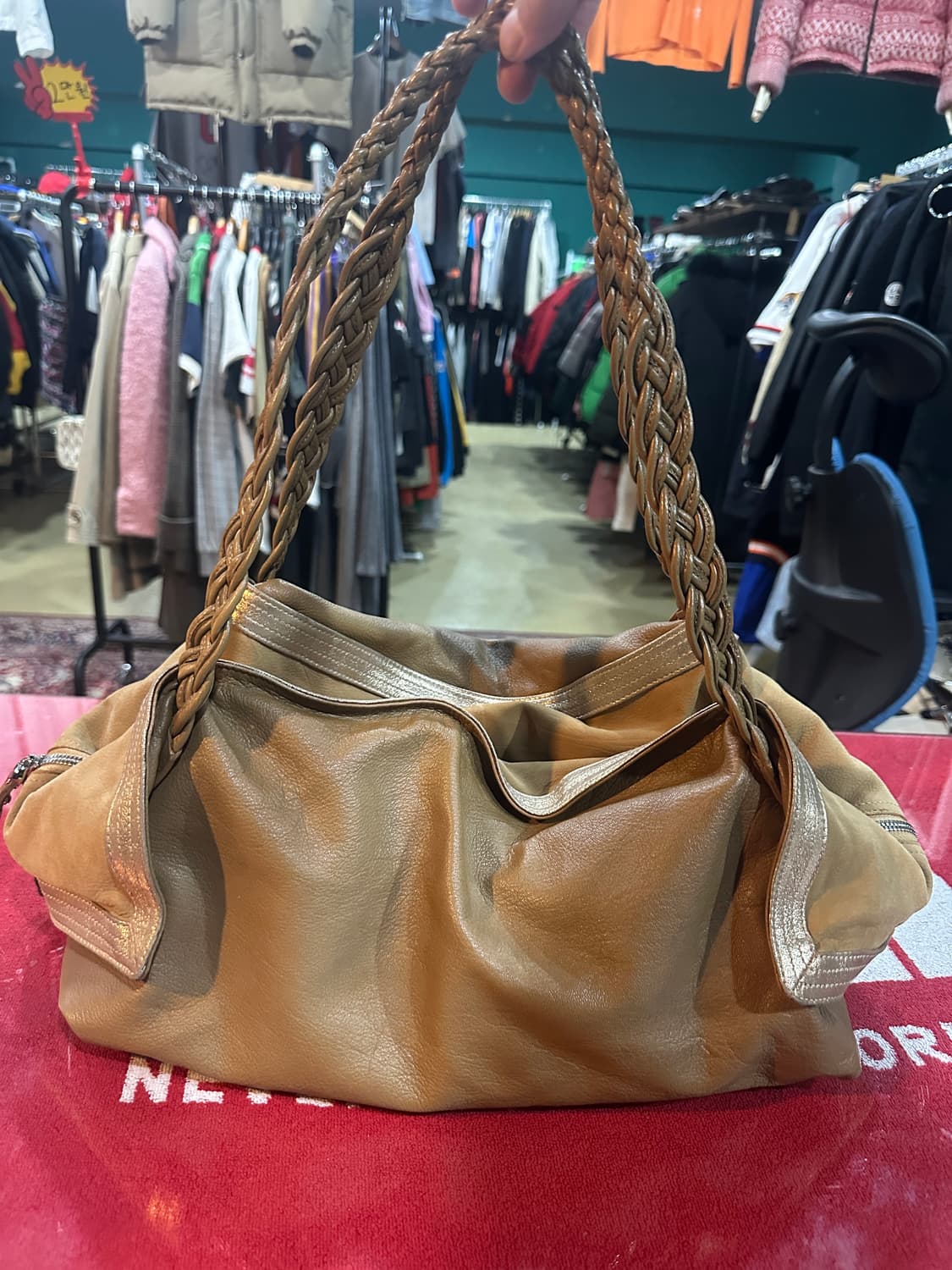 페레가모 가죽 베이지 숄더백 상품이미지5