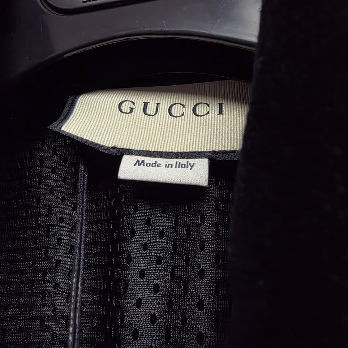 {클로젯}[S][실측L][백화점 풀셋]구찌 띠로고 벨벳 후리스 상품이미지4