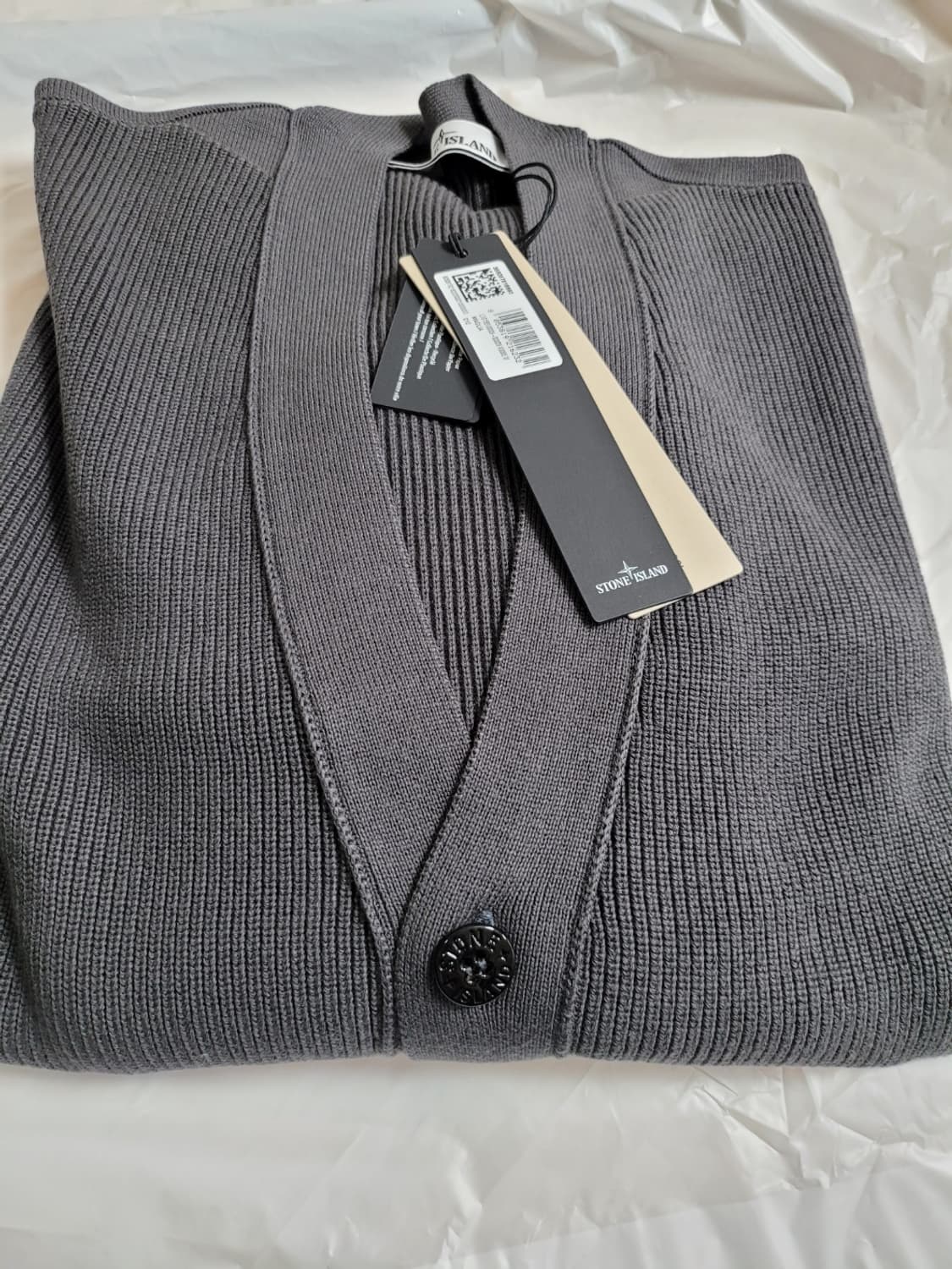 [새상품] 클래식의 진화, 26SS 스톤아일랜드 오가닉 코튼 가디건
 상품이미지4