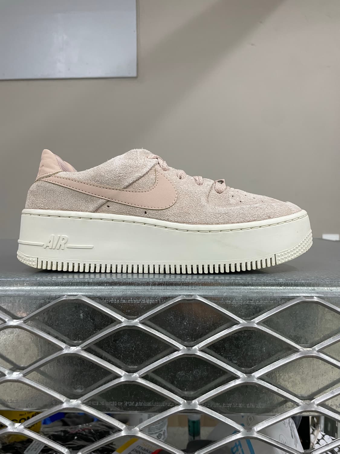 나이키 에어포스1 파티클 베이지 225  상품이미지4