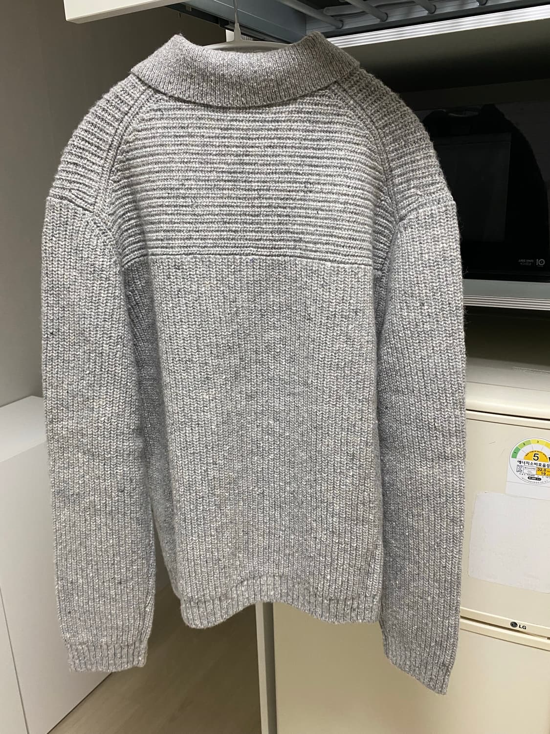 COS 리브드 울 캐시미어 블렌드 폴로 셔츠 라이트 그레이 멜란지 XS 상품이미지3