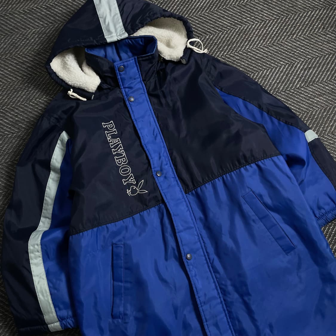 90s 플레이보이 빅로고 벤치코트 돕바 롱 점퍼o 4351 상품이미지4