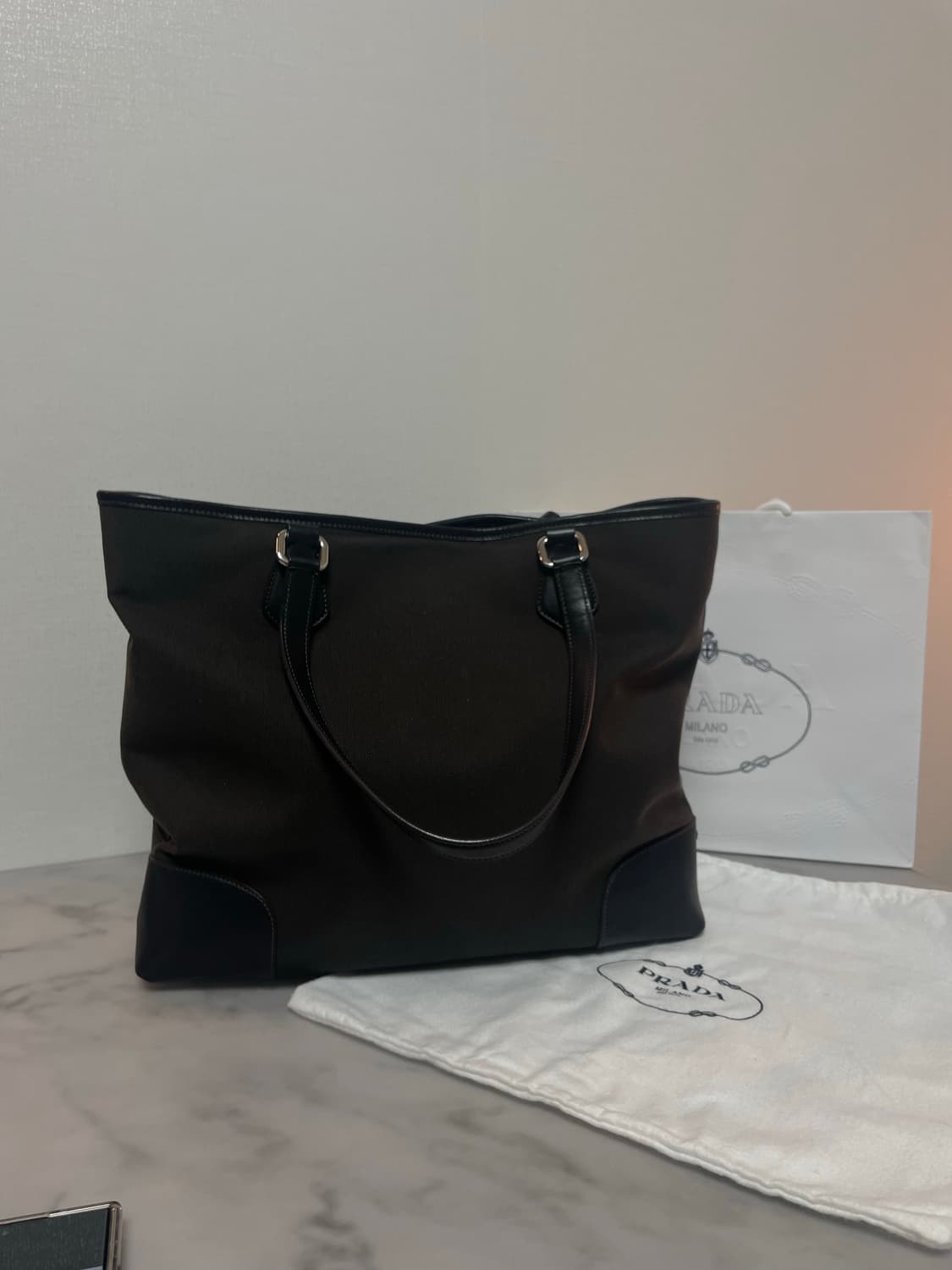 [감정완료] 프라다 스웨이드 로고 숄더백 토트백 상품이미지6