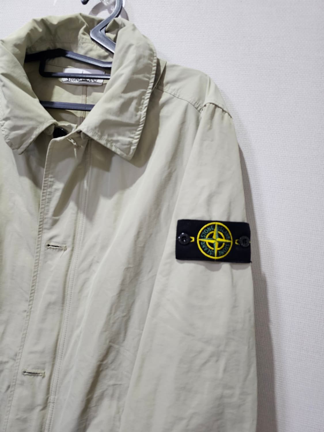 정품 스톤아일랜드 마이크로 랩스 카코트 100 / L 상품이미지3