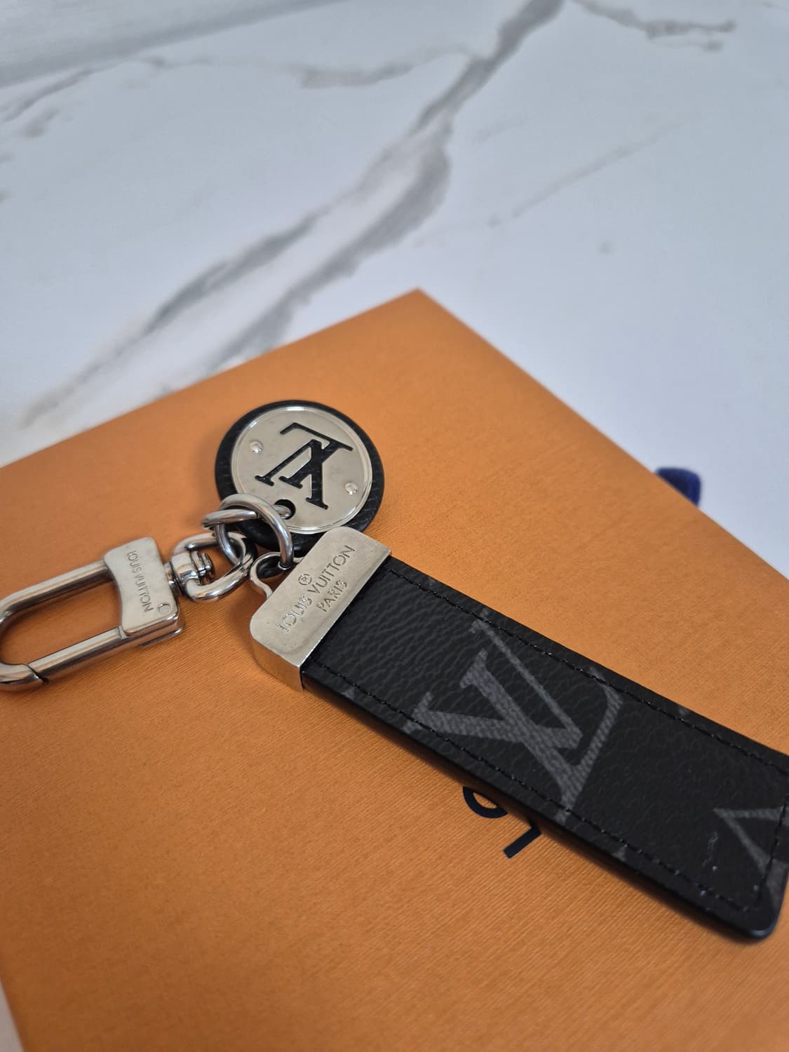 (정품) 루이비통 네오 LV 백참 키홀더 열쇠고리 상품이미지5