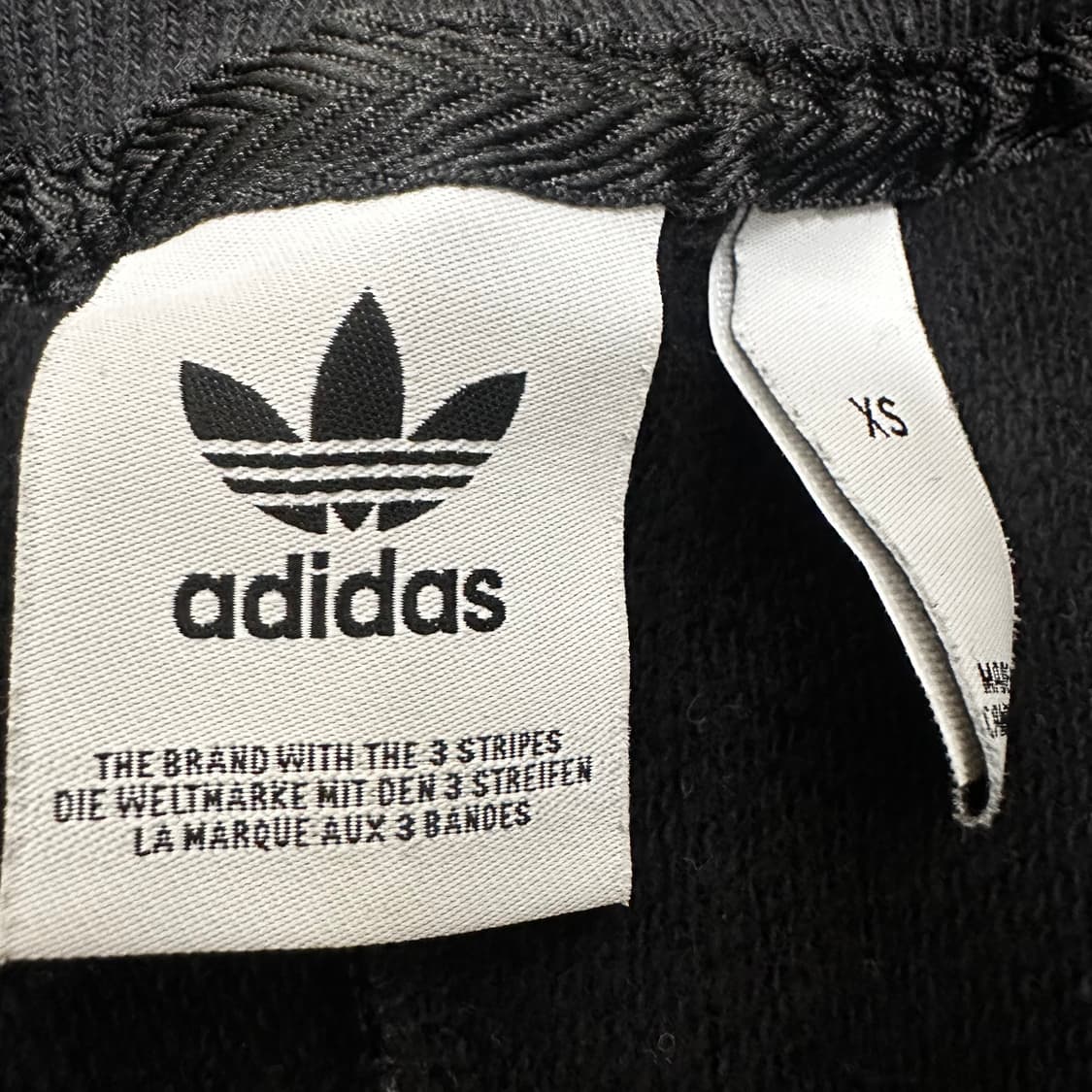 아디다스 기모 맨투맨 블랙 XS 상품이미지3