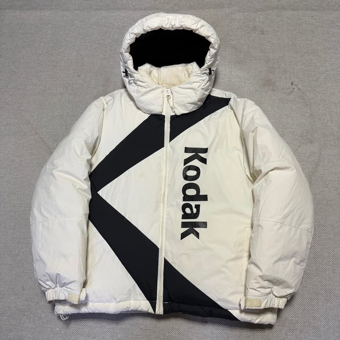 코닥 빅로고 패딩 자켓 상품이미지1