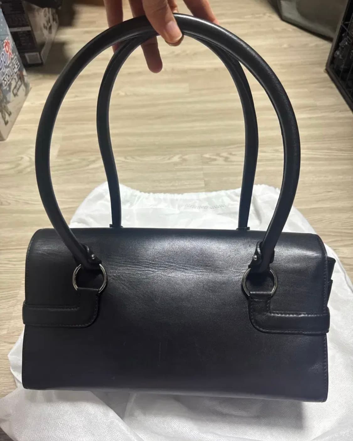 페라가모 간치니 숄더백(한남동 포쉬빈티지) 상품이미지6