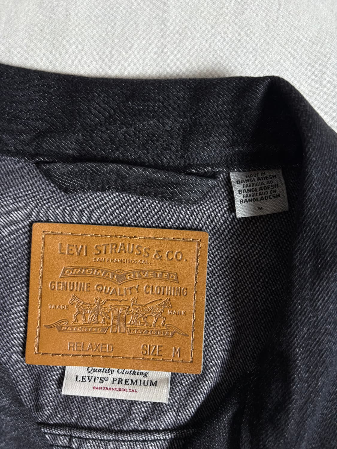 Levis 리바이스 블랙 데님 트러커 자켓 M 상품이미지3