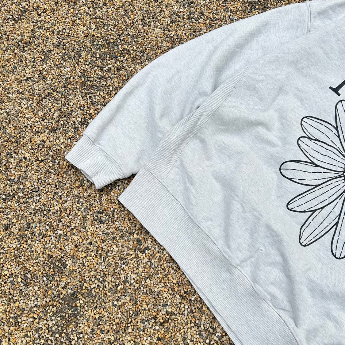 마르디 메크르디 그레이 플라워 맨투맨 상품이미지3