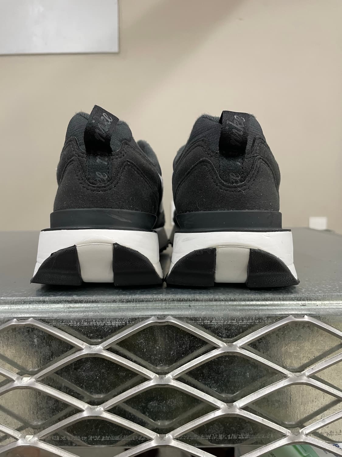 나이키 에어맥스 던 블랙 서밋 화이트 245 상품이미지3