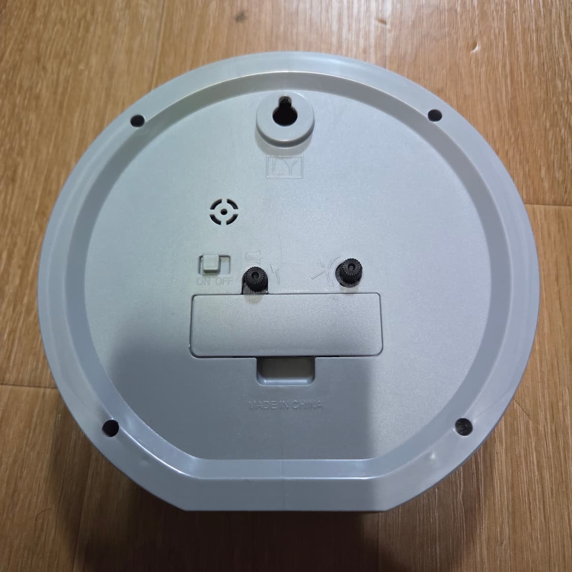 베이프 BAPEX 탁상 시계 상품이미지4