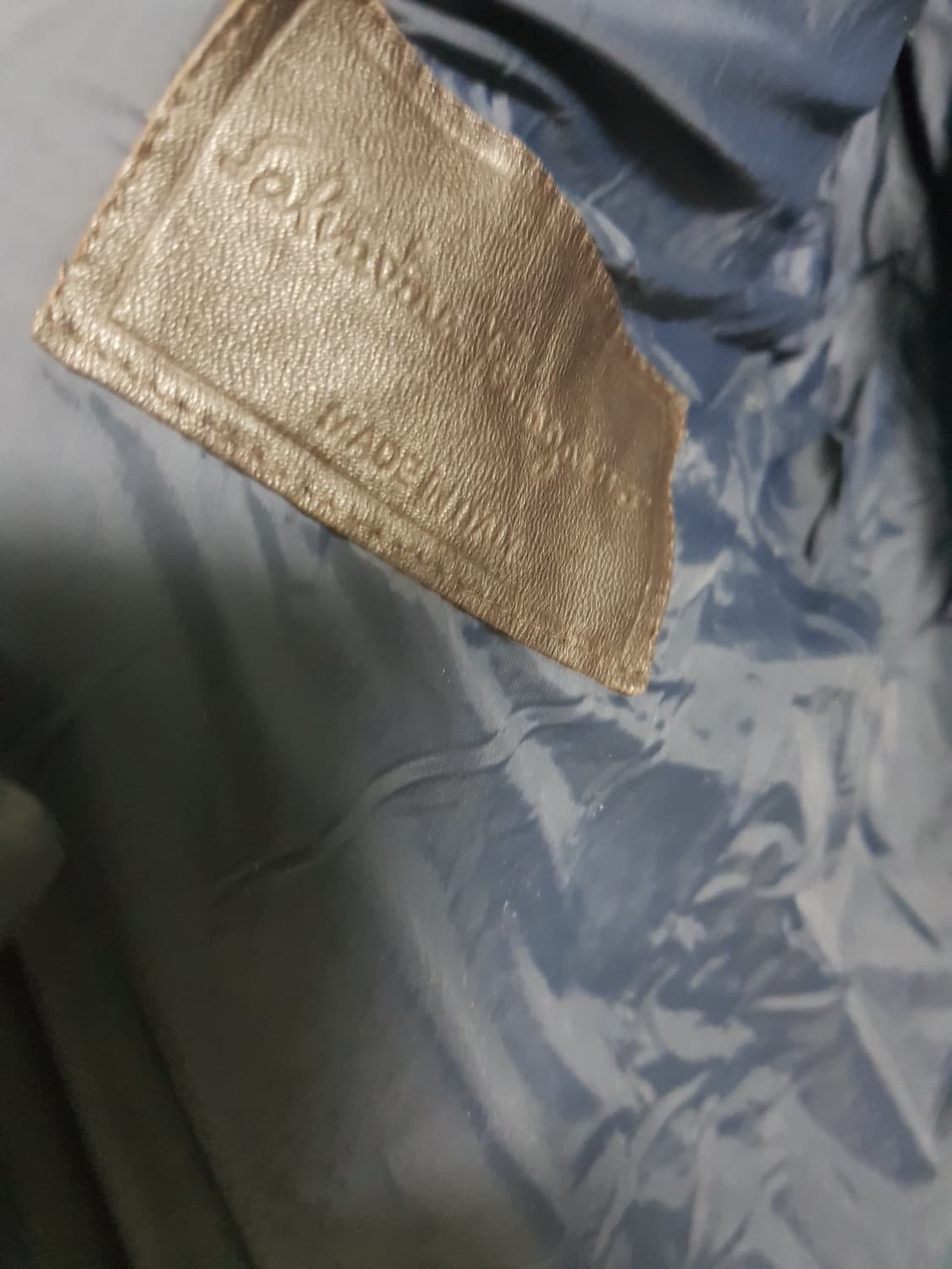 페라가모 퀄팅자켓 50사이즈 경량패딩 상품이미지3