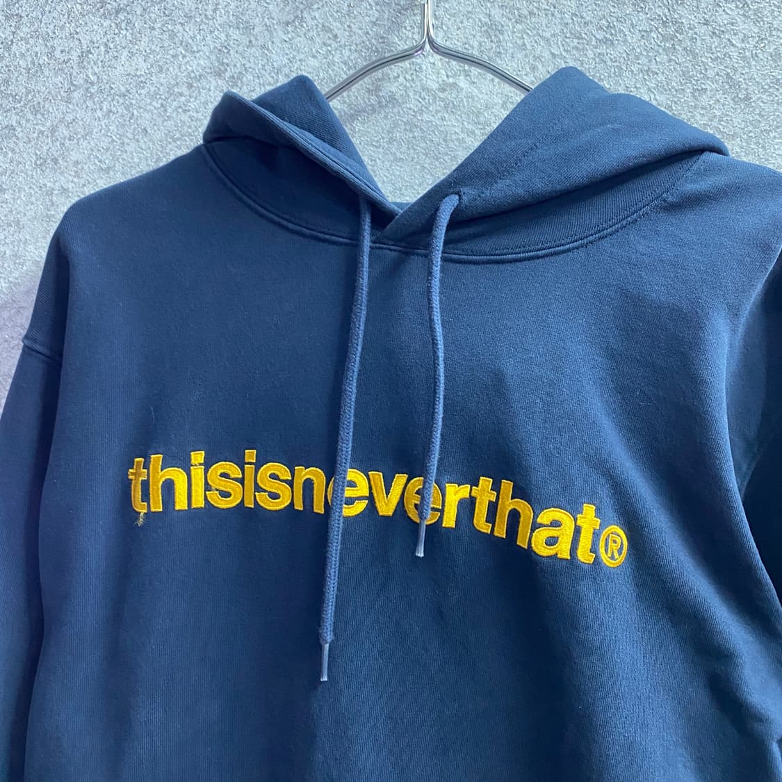 디스이즈네버댓 스펠로고 네이비 후드티 B4082 상품이미지3