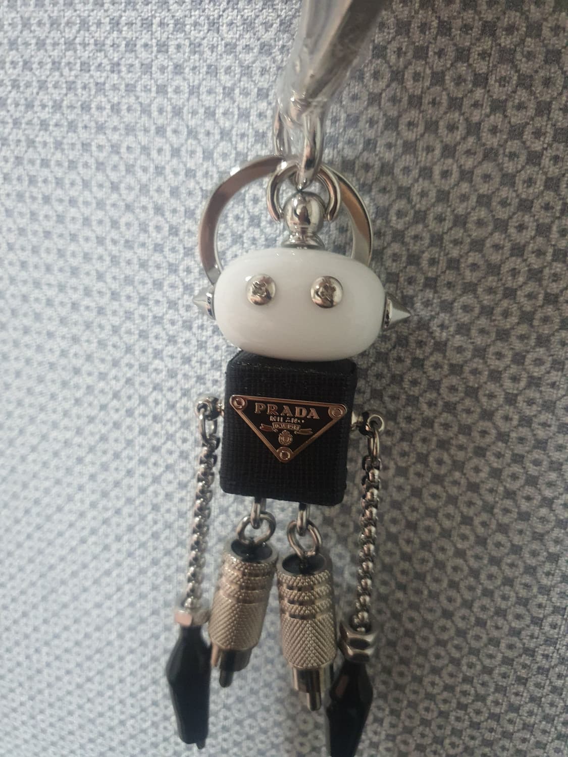 프라다로봇키링 새상품 5만2천특가 고리공간좁아서 회전이뻑뻑해요 상품이미지5