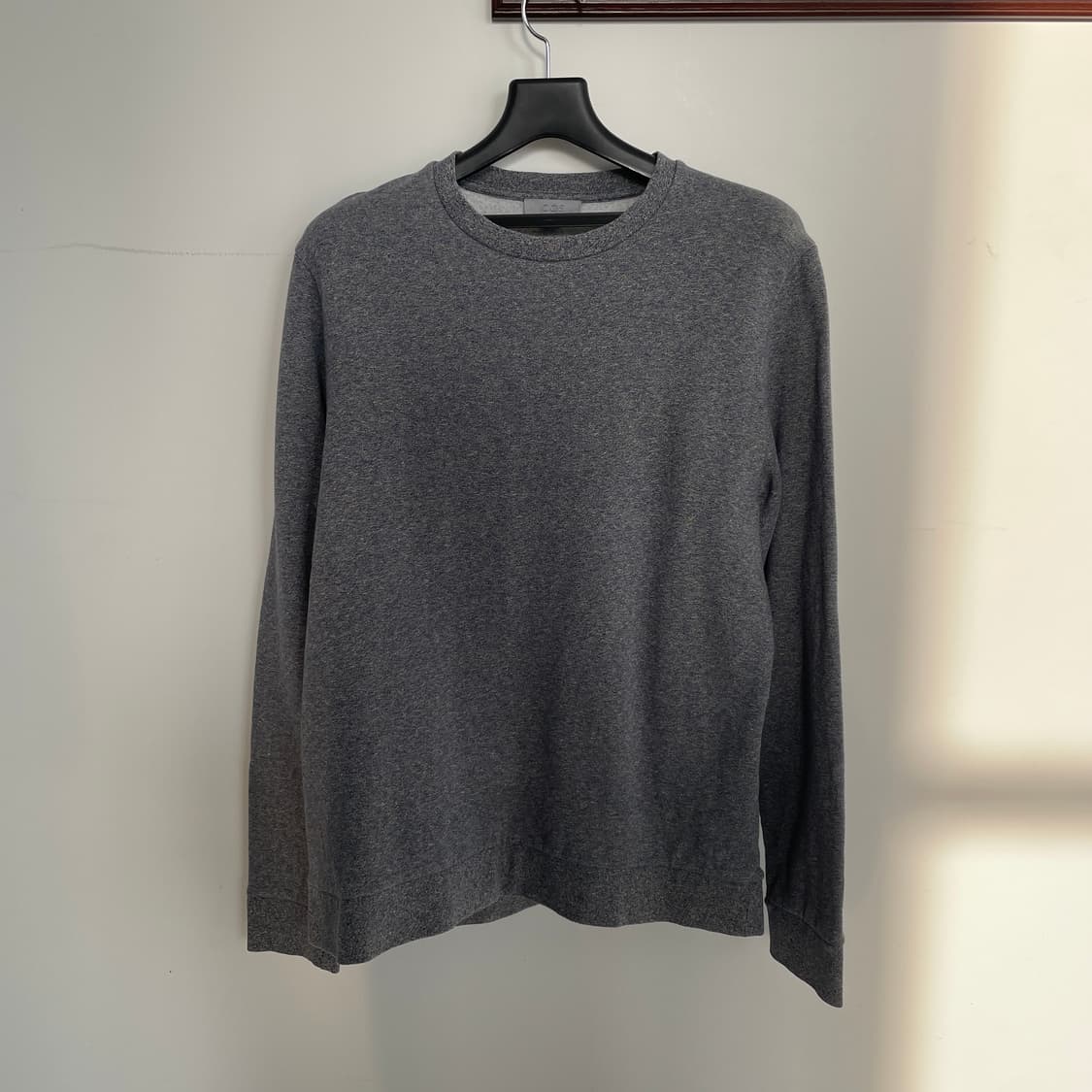 코스 그레이 약기모 맨투맨 상품이미지1