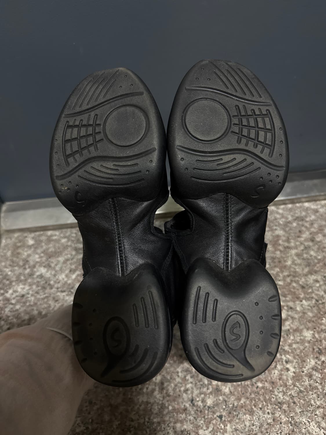 쉬이즈큐트 파운드리 뮤즈 메리제인 슈즈 운동화 상품이미지6