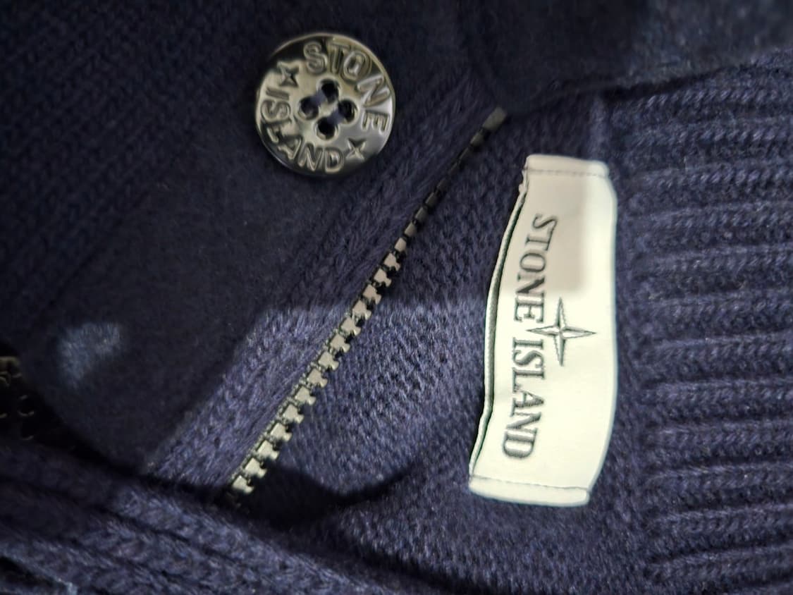 정품 스톤아일랜드 21FW 와펜 버튼 가디건 95 / M 상품이미지6